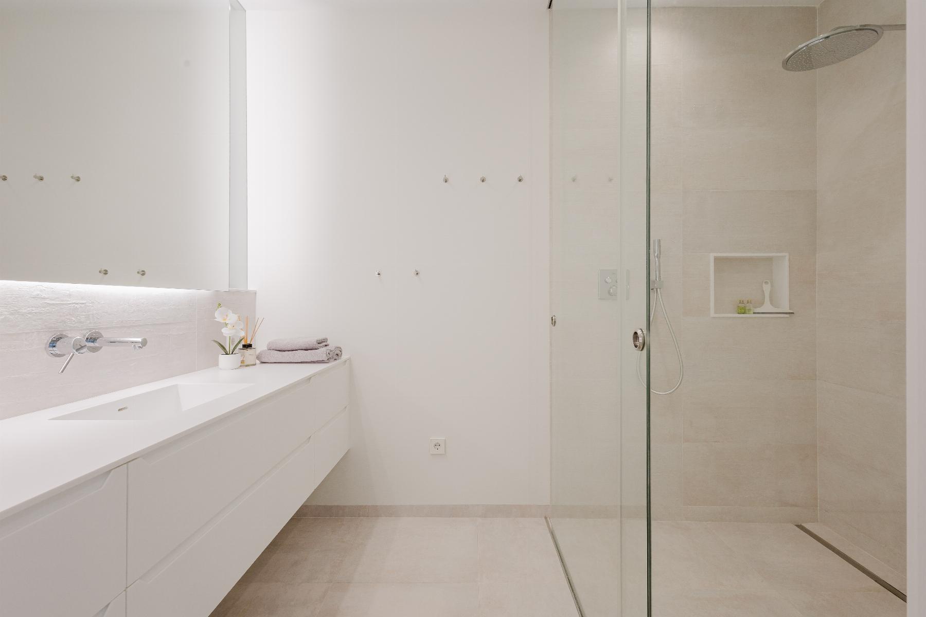 2233_o_1jhli358r1pshnld1dll18k49bm1u Villa in Las Colinas Golf, Orihuela Costa