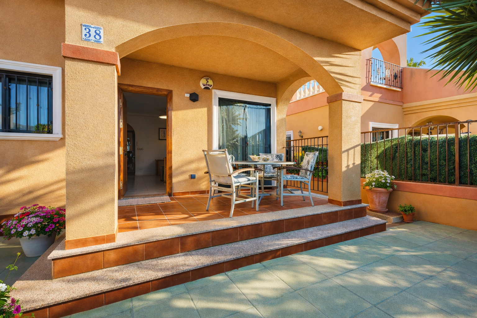 2237_o_1ji51fhol1lecroh9e1tph1lj8d Chalet in Torrevieja
