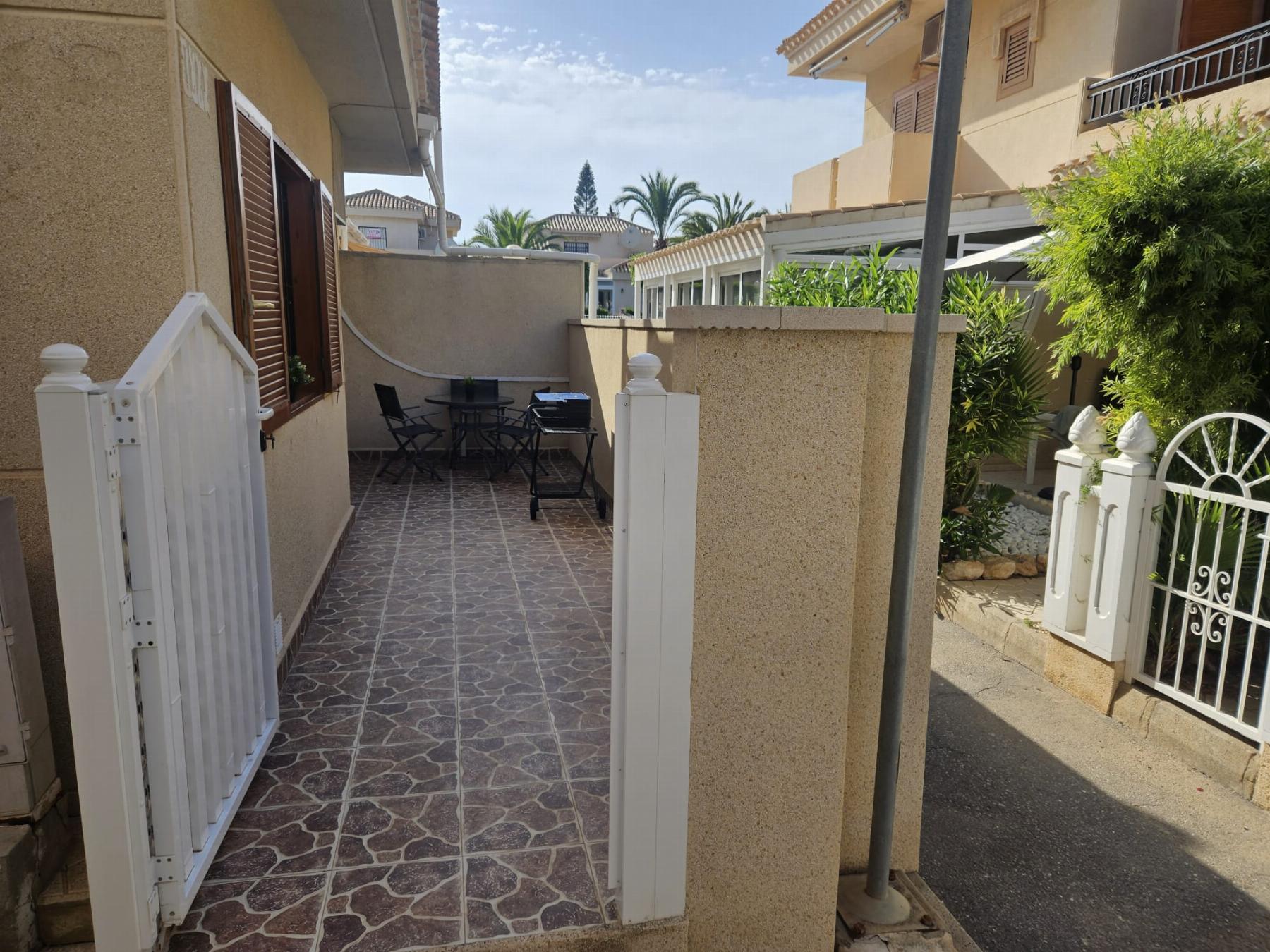 2259_o_1jncsd5qindchot140urkp1gc3r Apartamento in Orihuela Costa