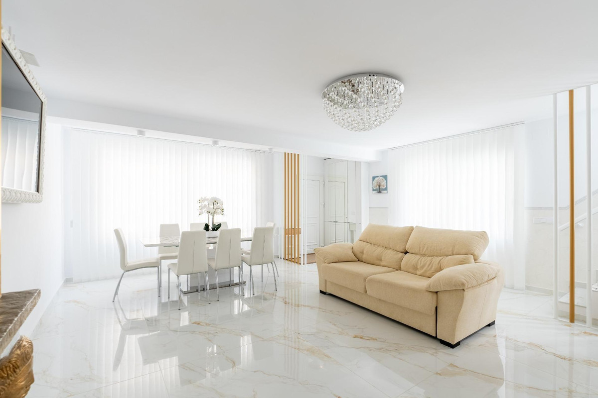 ShowFeedImage House – Townhouse in Orihuela