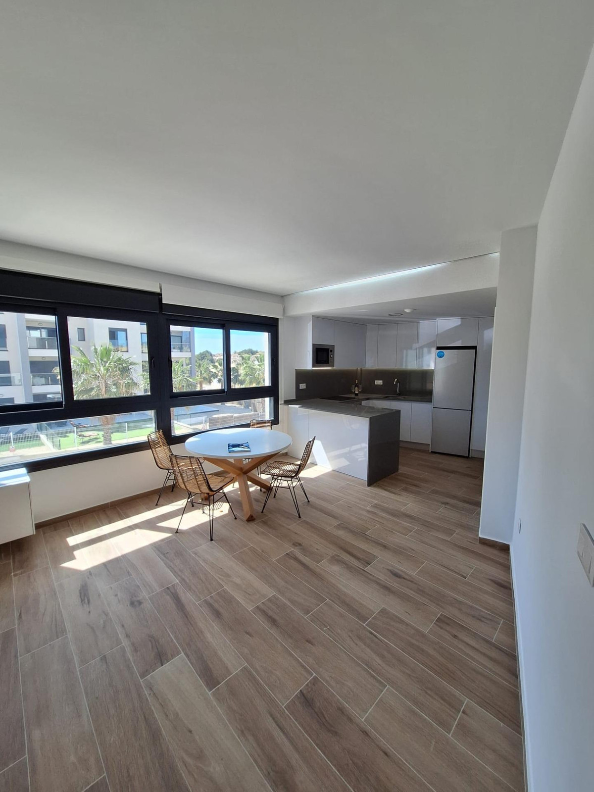 ShowFeedImage Apartment – Middle Floor Apartment in San Miguel de Salinas