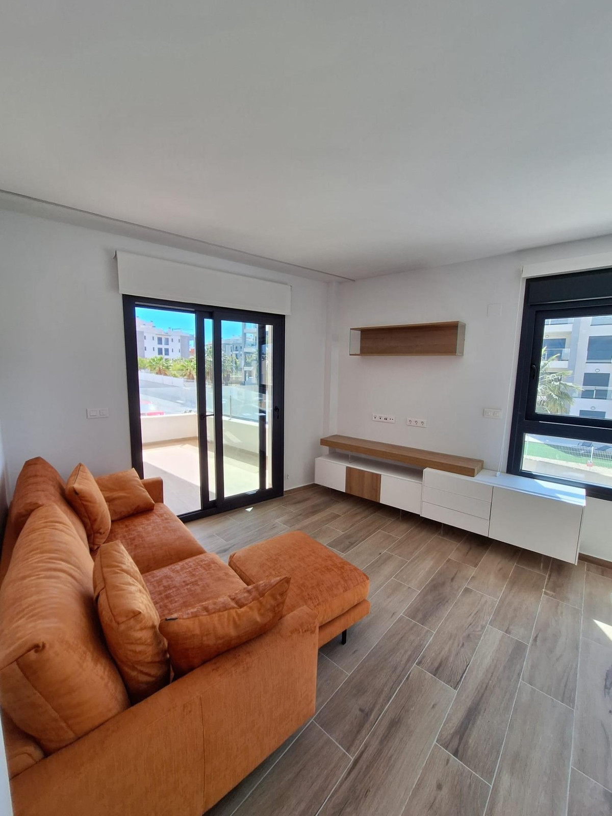 ShowFeedImage Apartment – Middle Floor Apartment in San Miguel de Salinas