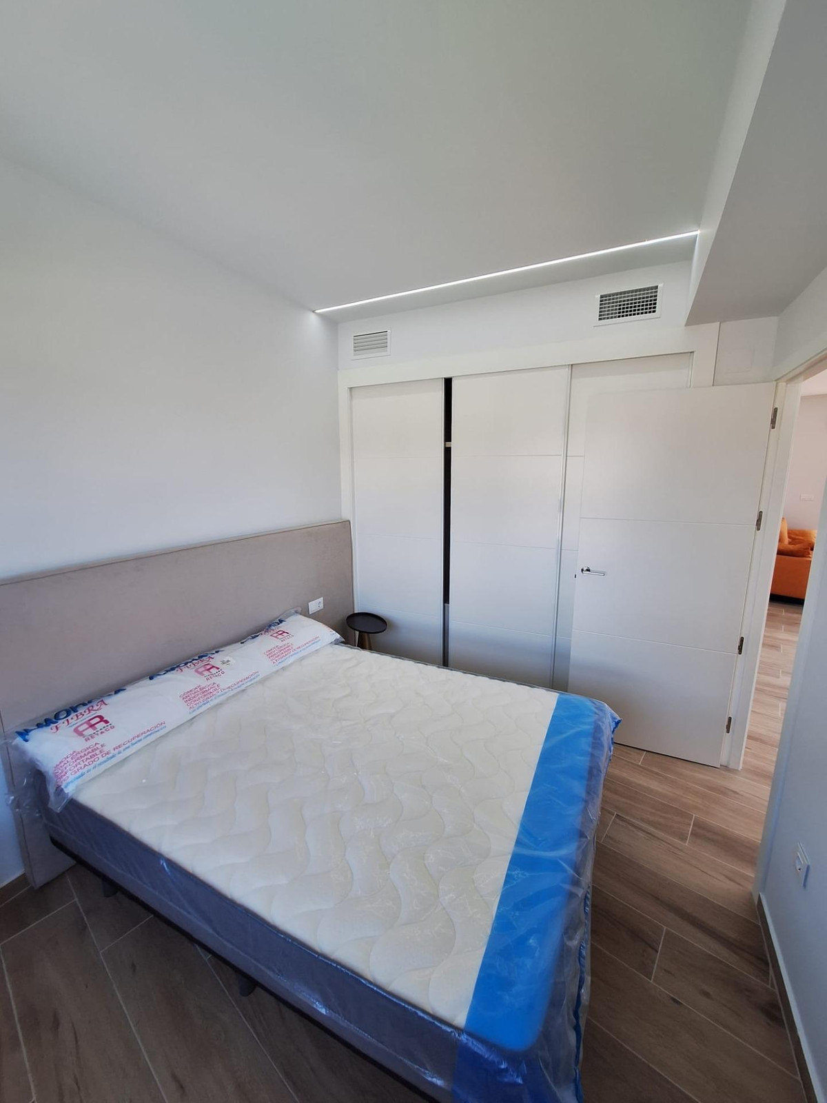 ShowFeedImage Apartment – Middle Floor Apartment in San Miguel de Salinas