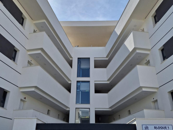 Apartment – Middle Floor Apartment in San Miguel de Salinas