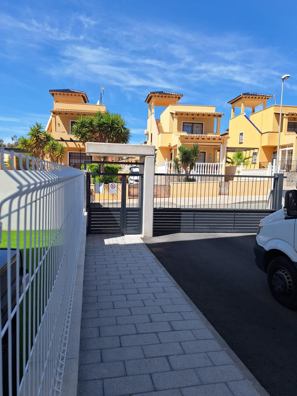 ShowFeedImage Apartment – Middle Floor Apartment in San Miguel de Salinas
