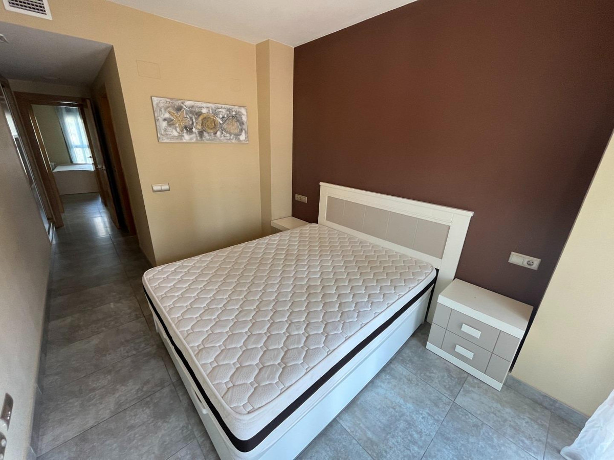 Apartment – Middle Floor Apartment in Alicante