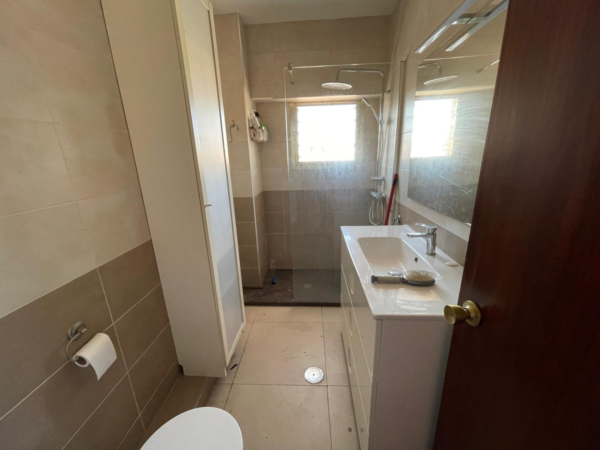 ShowFeedImage Apartment – Middle Floor Apartment in Alicante