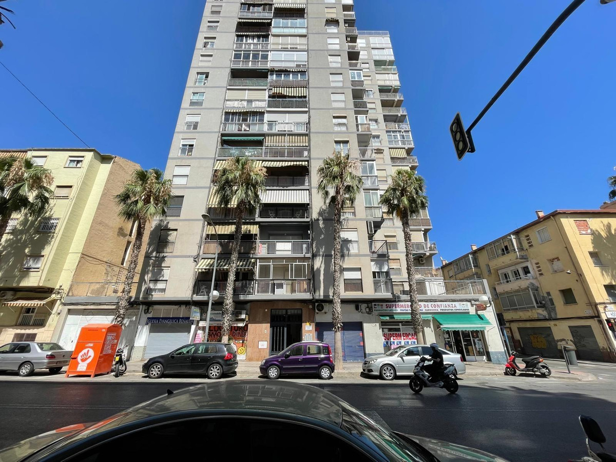 ShowFeedImage Apartment – Middle Floor Apartment in Alicante