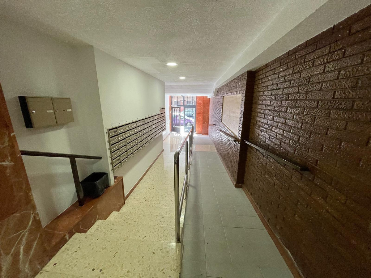 ShowFeedImage Apartment – Middle Floor Apartment in Alicante