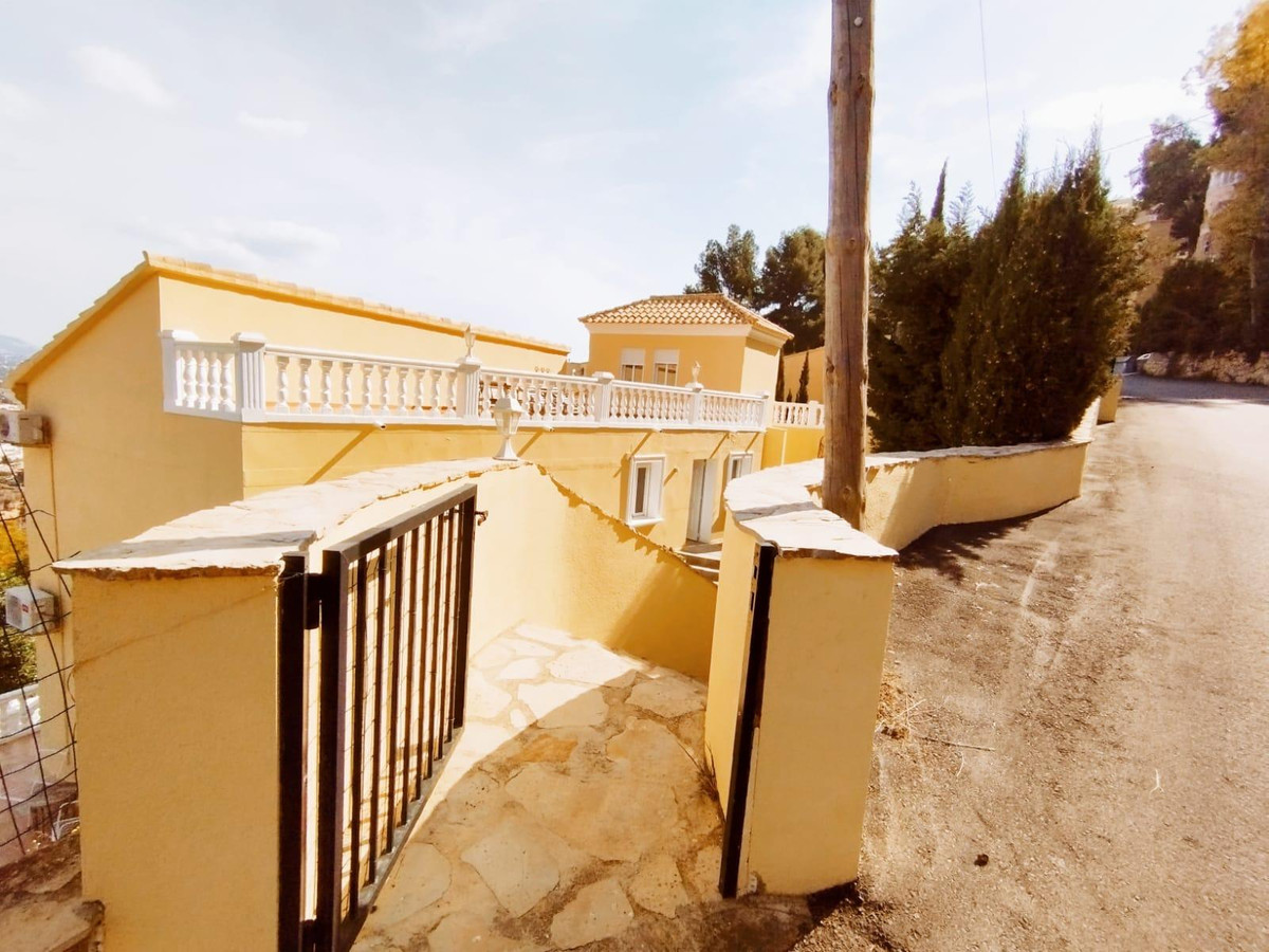 ShowFeedImage House – Bungalow in Calpe