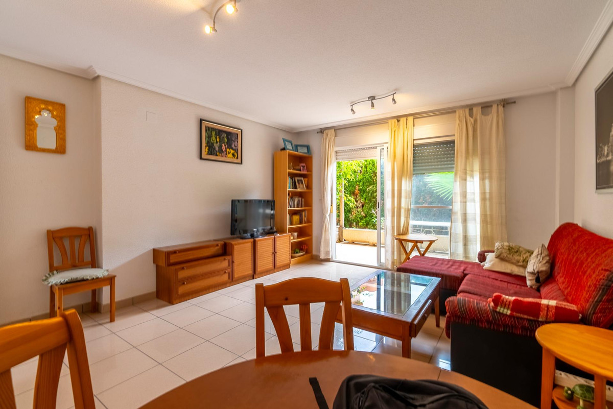 Apartment – Ground Floor Apartment in Campello – El Campello