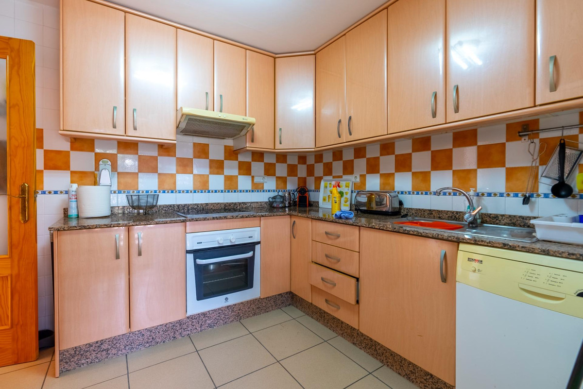 Apartment – Ground Floor Apartment in Campello – El Campello
