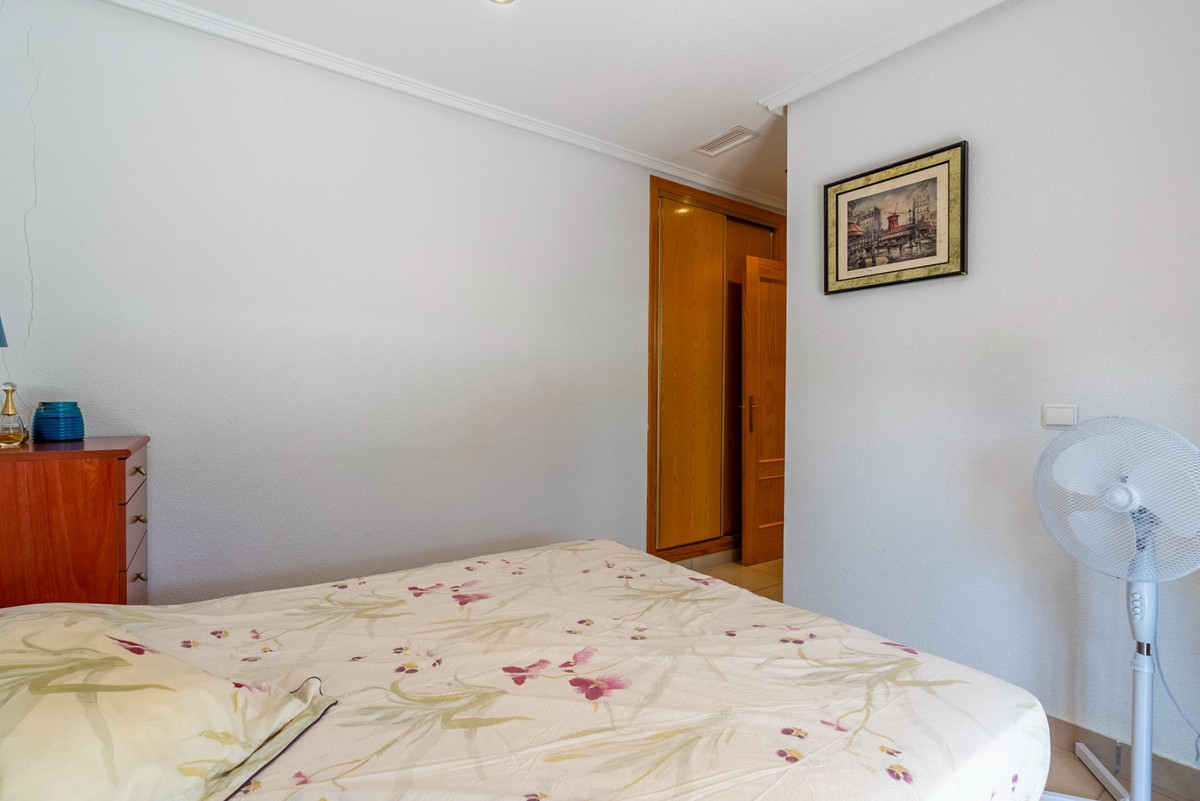 Apartment – Ground Floor Apartment in Campello – El Campello