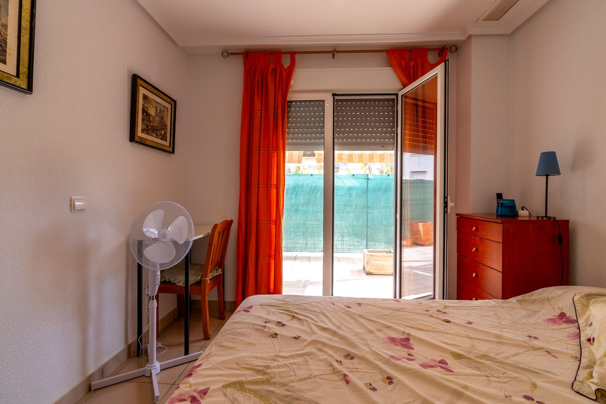 Apartment – Ground Floor Apartment in Campello – El Campello