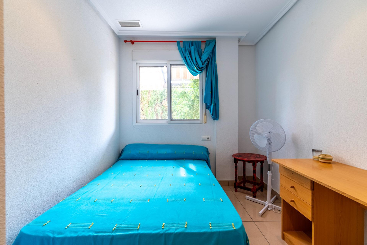 Apartment – Ground Floor Apartment in Campello – El Campello