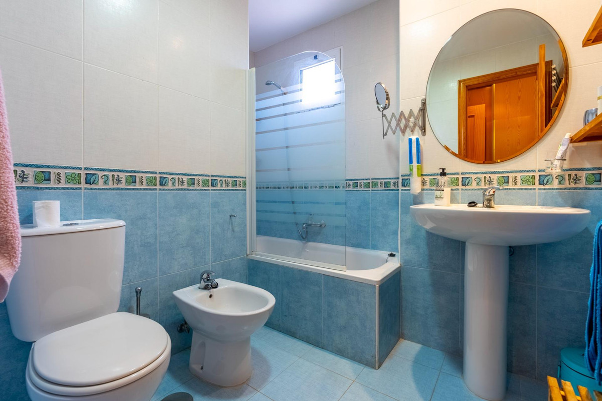 Apartment – Ground Floor Apartment in Campello – El Campello