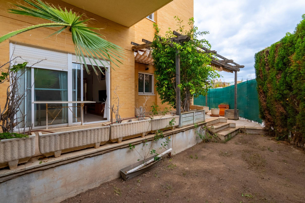 Apartment – Ground Floor Apartment in Campello – El Campello