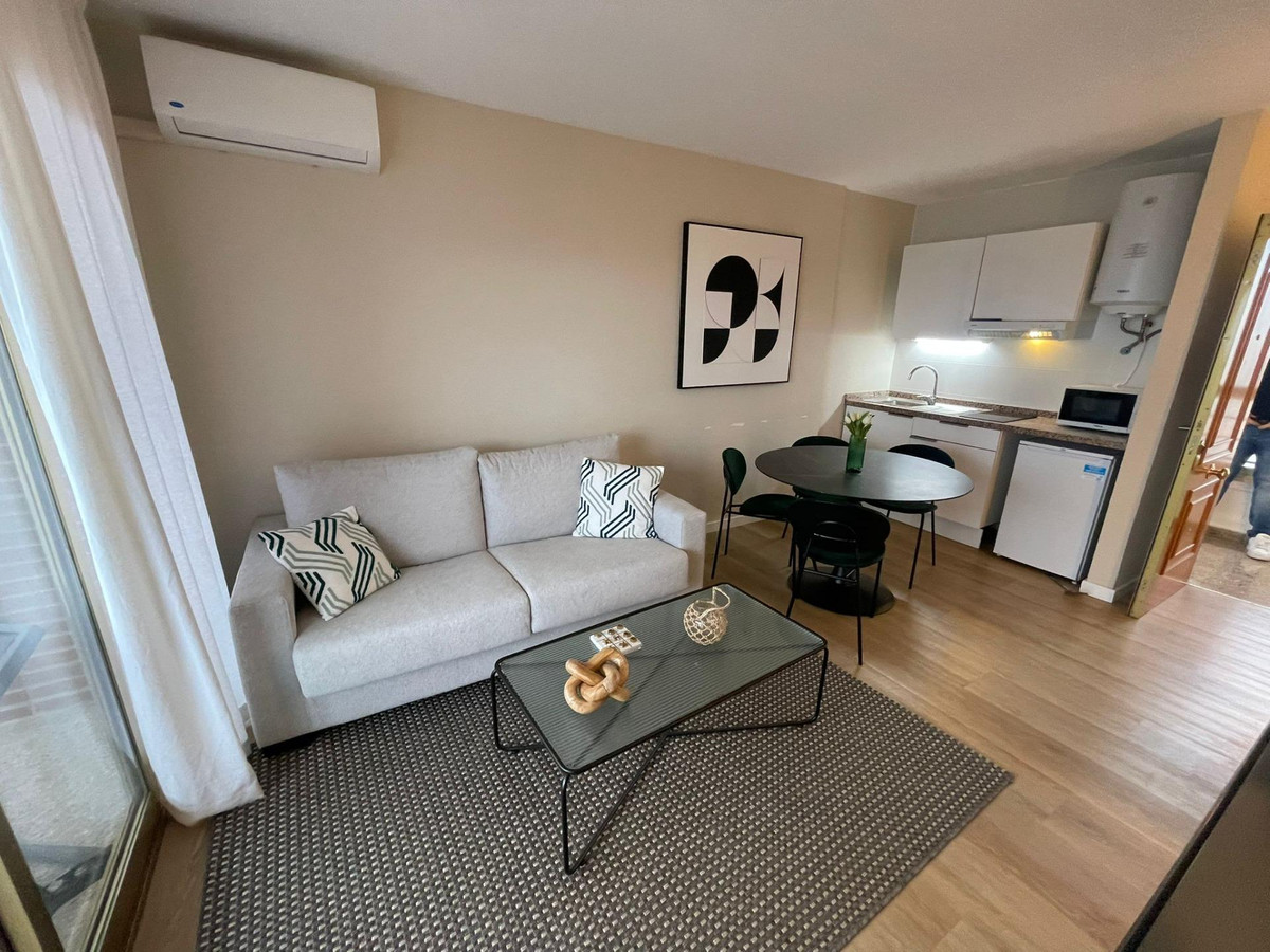 ShowFeedImage Apartment – Middle Floor Apartment in Benidorm
