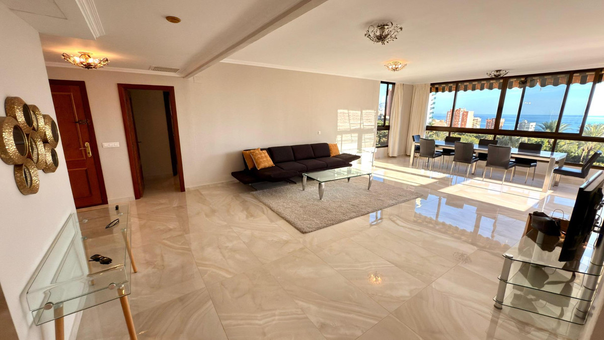 Apartment – Middle Floor Apartment in Benidorm