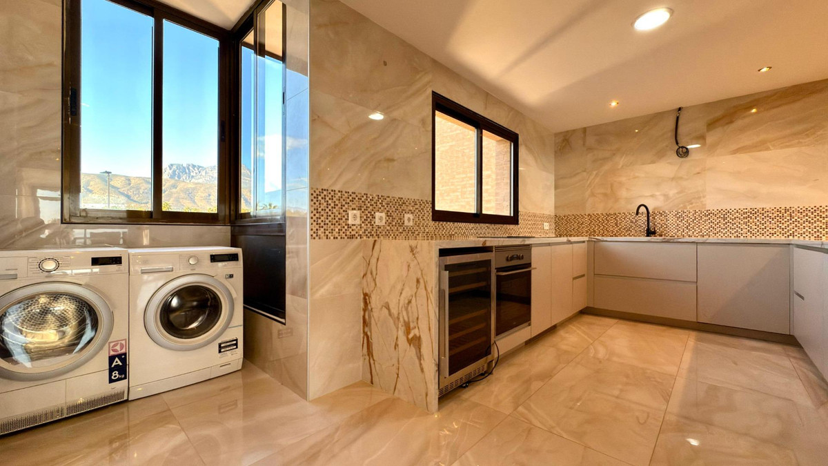 Apartment – Middle Floor Apartment in Benidorm