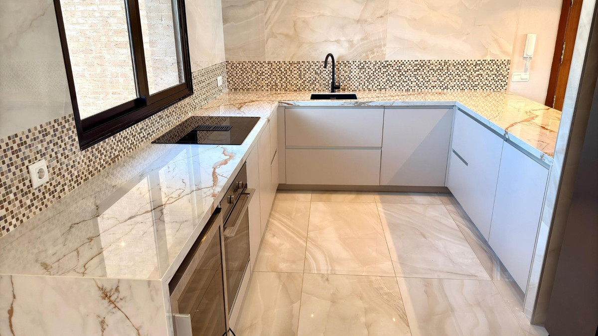 Apartment – Middle Floor Apartment in Benidorm