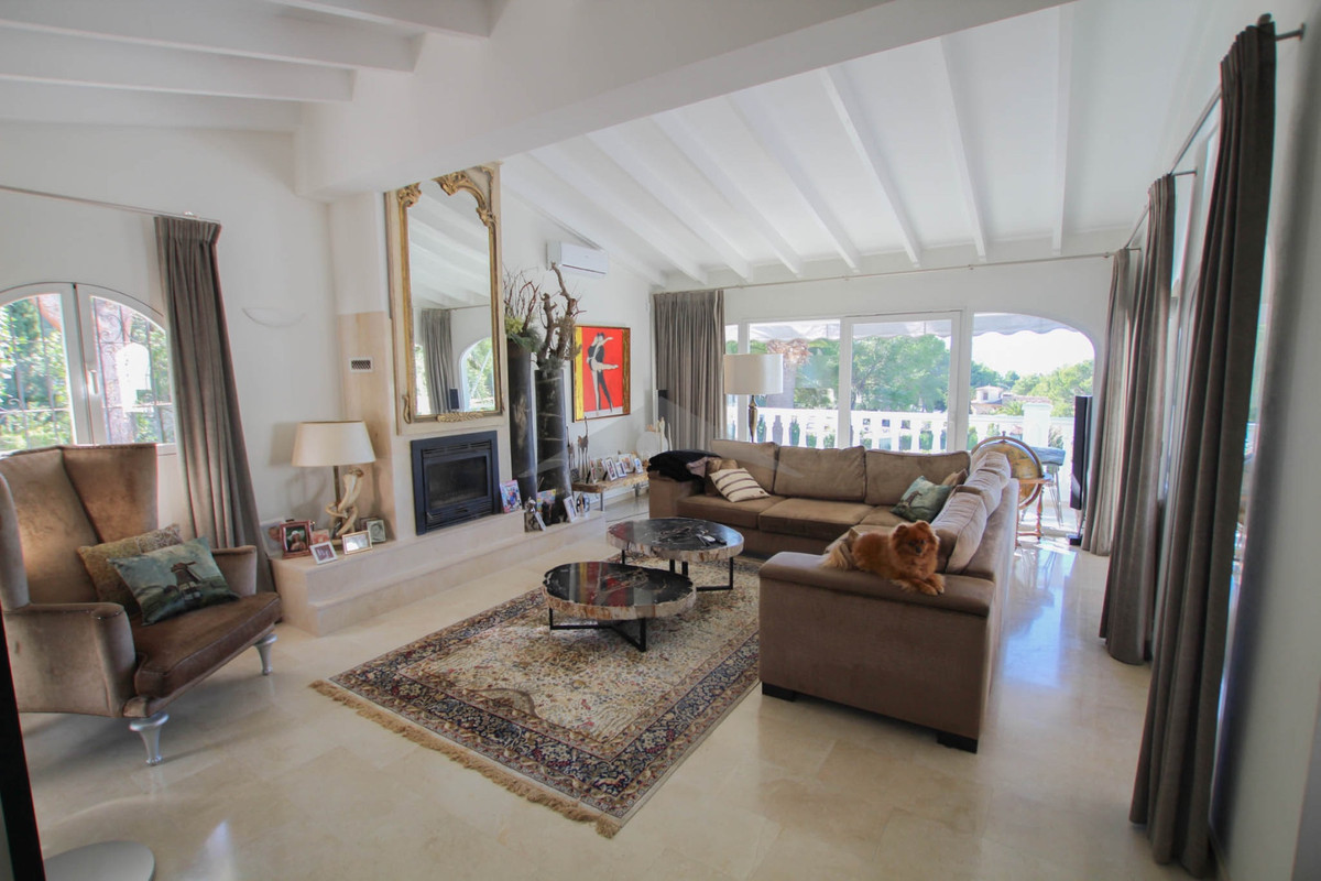 ShowFeedImage House – Detached Villa in Benissa
