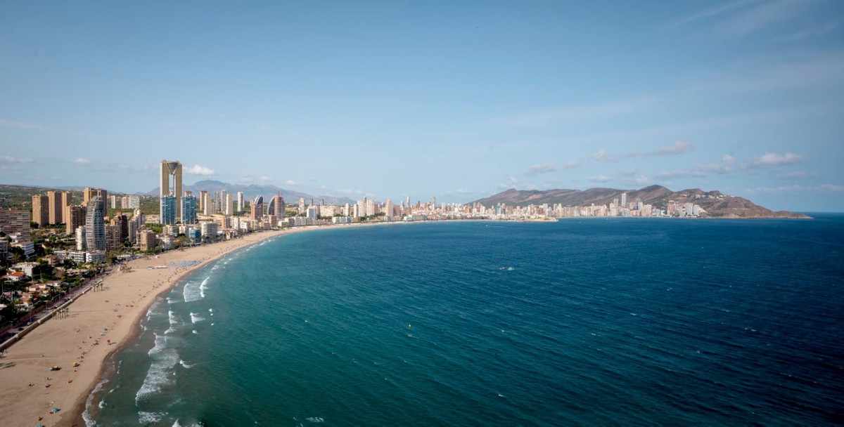 ShowFeedImage Apartment – Middle Floor Apartment in Benidorm