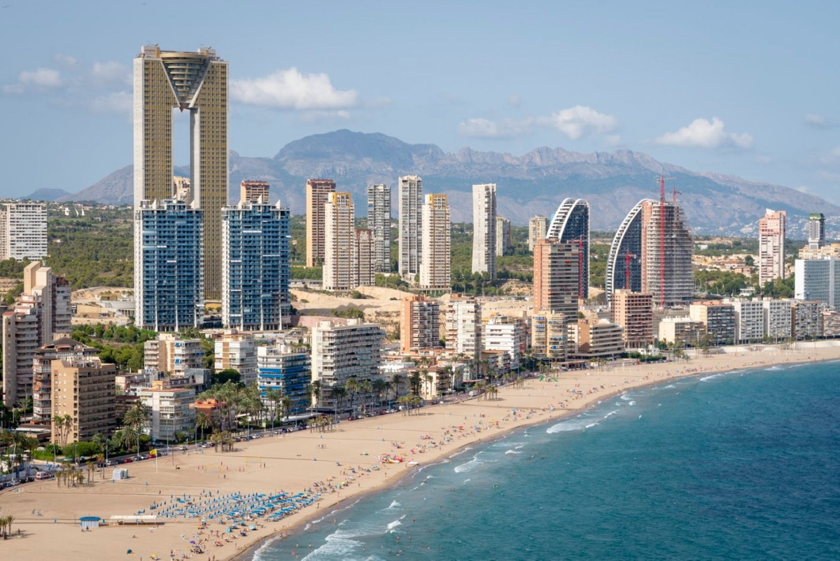 ShowFeedImage Apartment – Middle Floor Apartment in Benidorm