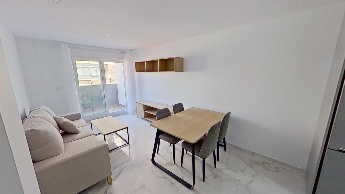 ShowFeedImage Apartment – Middle Floor Apartment in Torrevieja