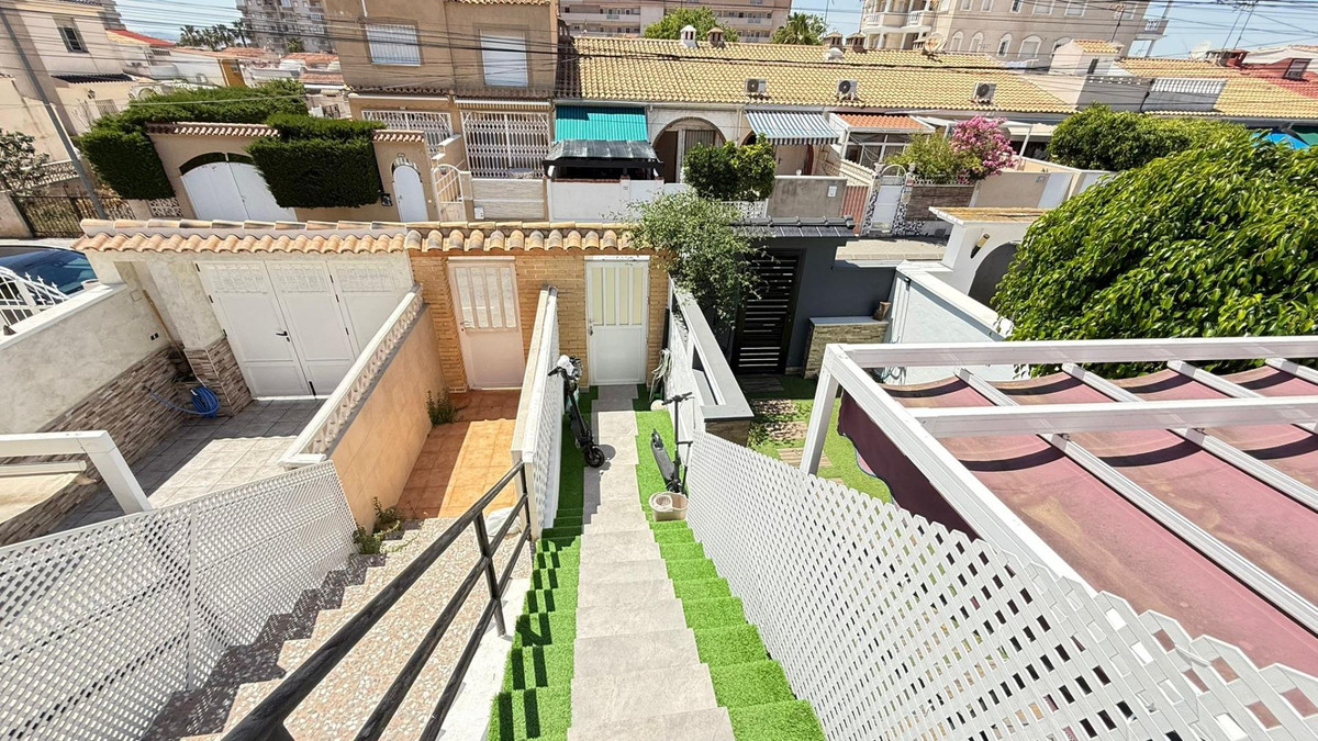 House – Bungalow in Torrevieja