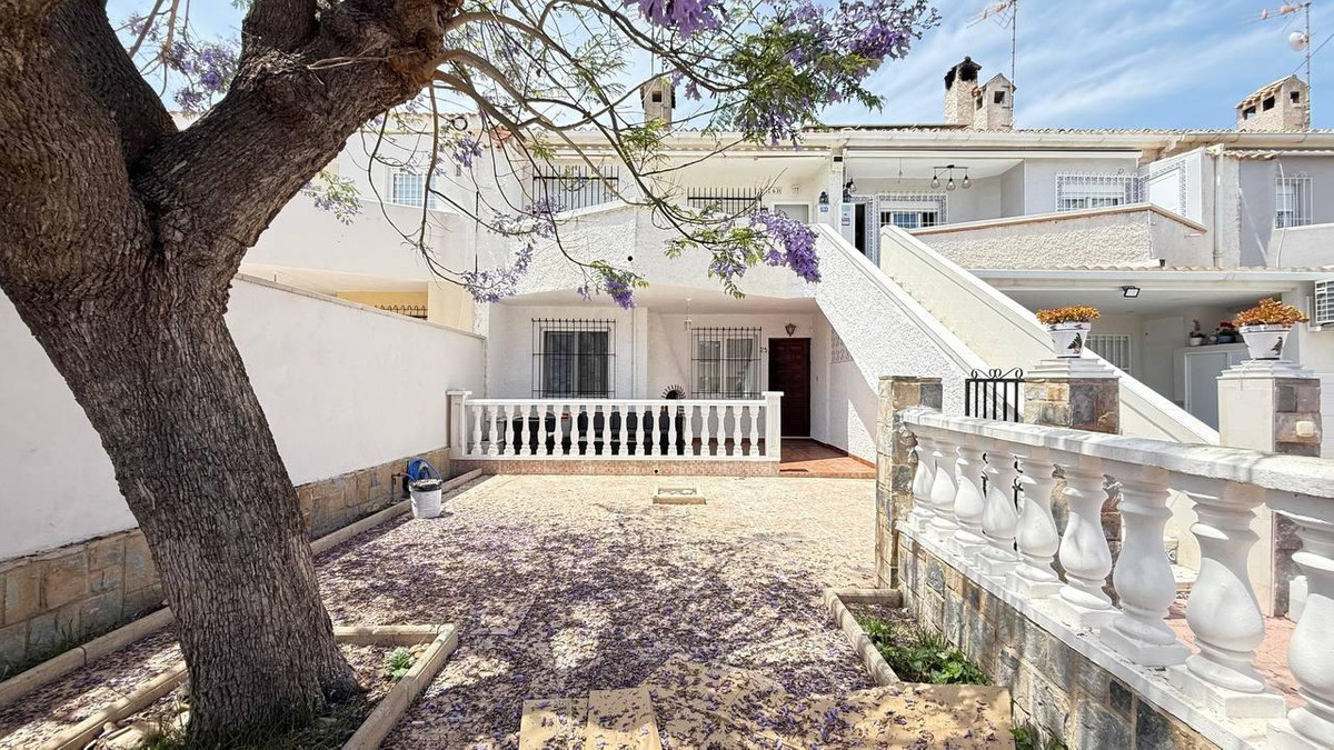 House – Bungalow in Orihuela