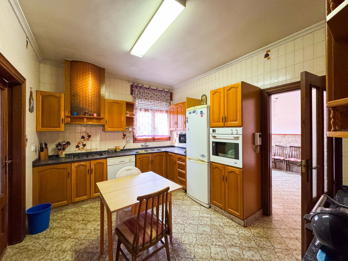 House – Detached Villa in Elda