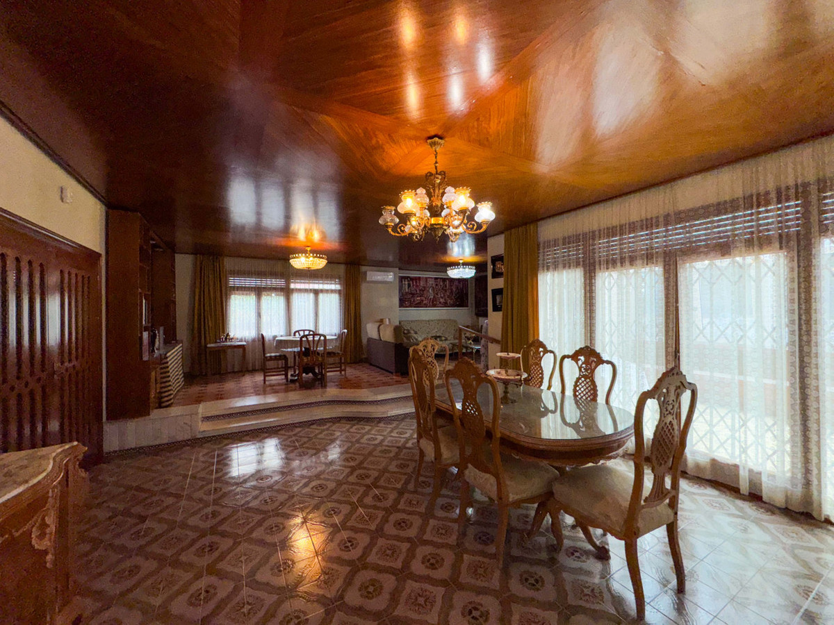 House – Detached Villa in Elda