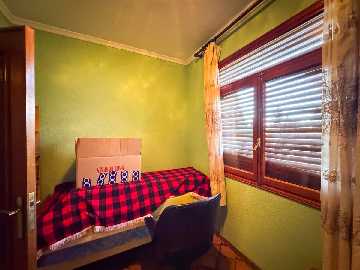 House – Detached Villa in Elda