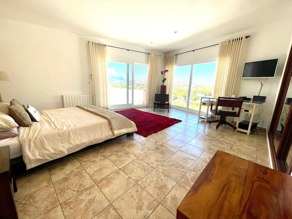 House – Detached Villa in Teulada