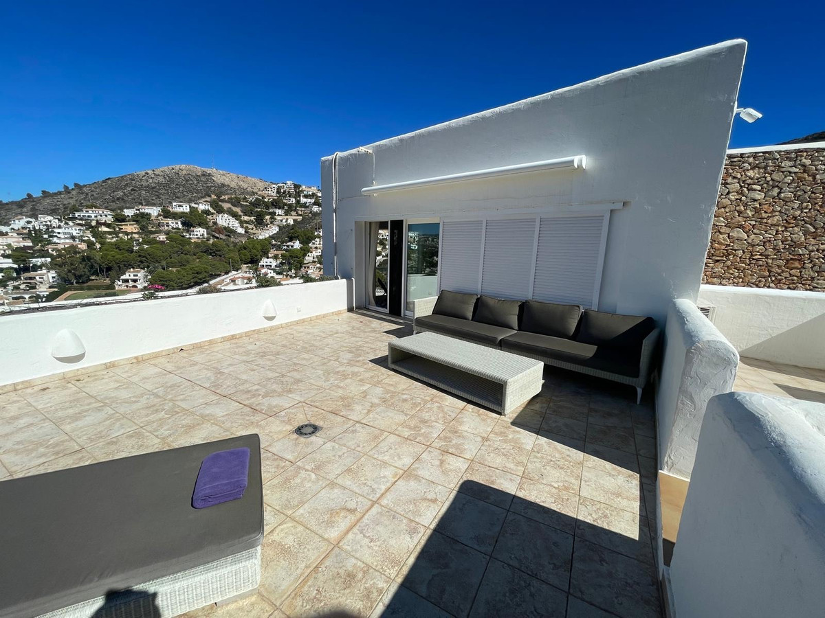 House – Detached Villa in Teulada