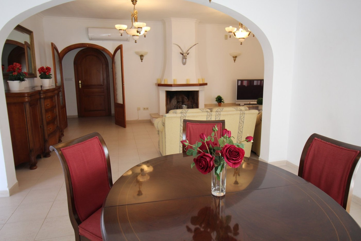 ShowFeedImage House – Bungalow in Calpe