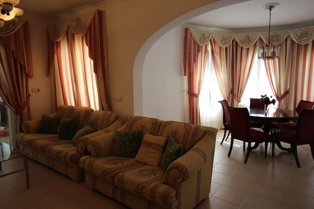 ShowFeedImage House – Bungalow in Calpe