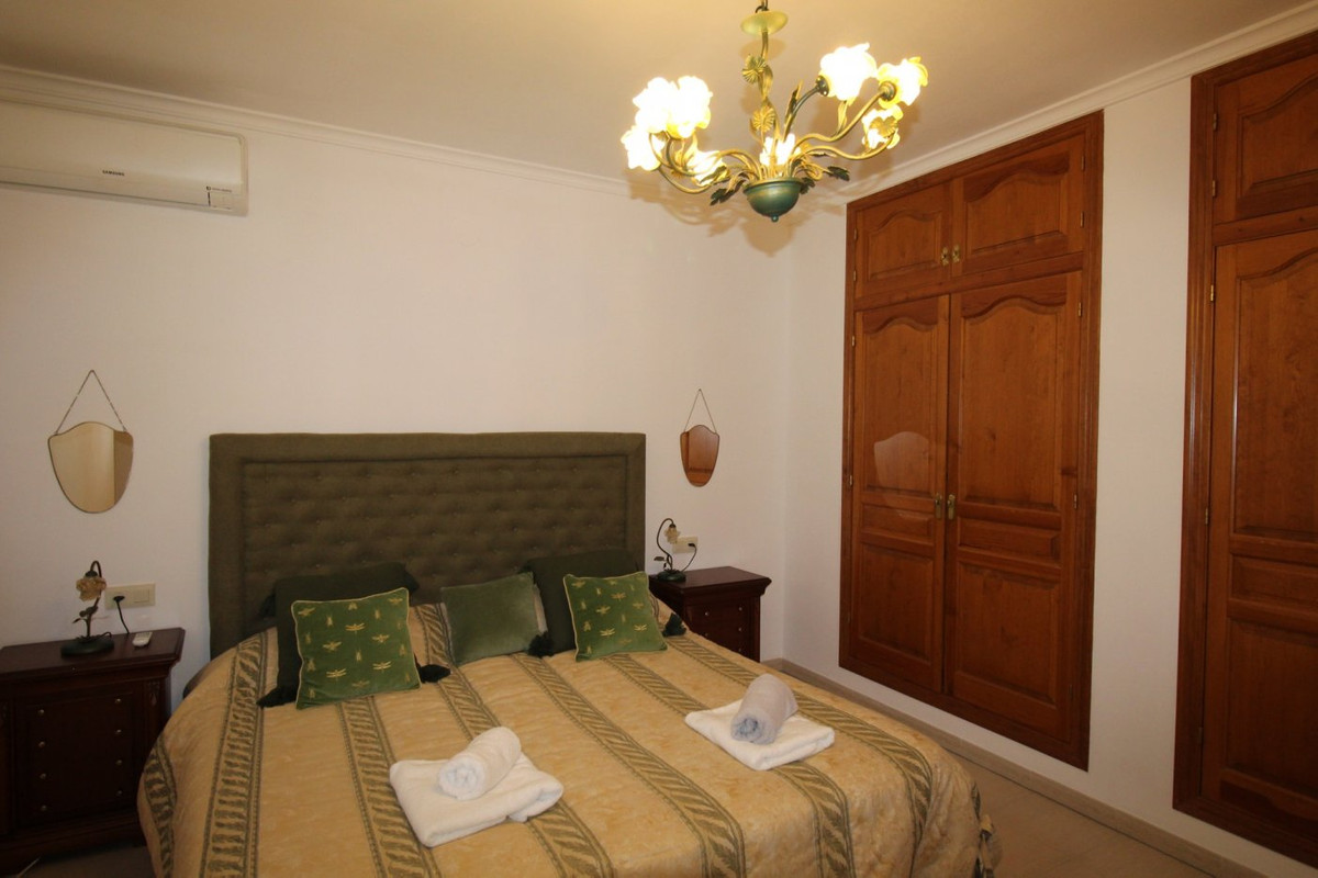 ShowFeedImage House – Bungalow in Calpe