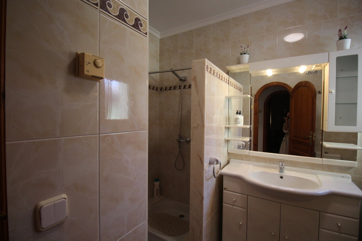 ShowFeedImage House – Bungalow in Calpe