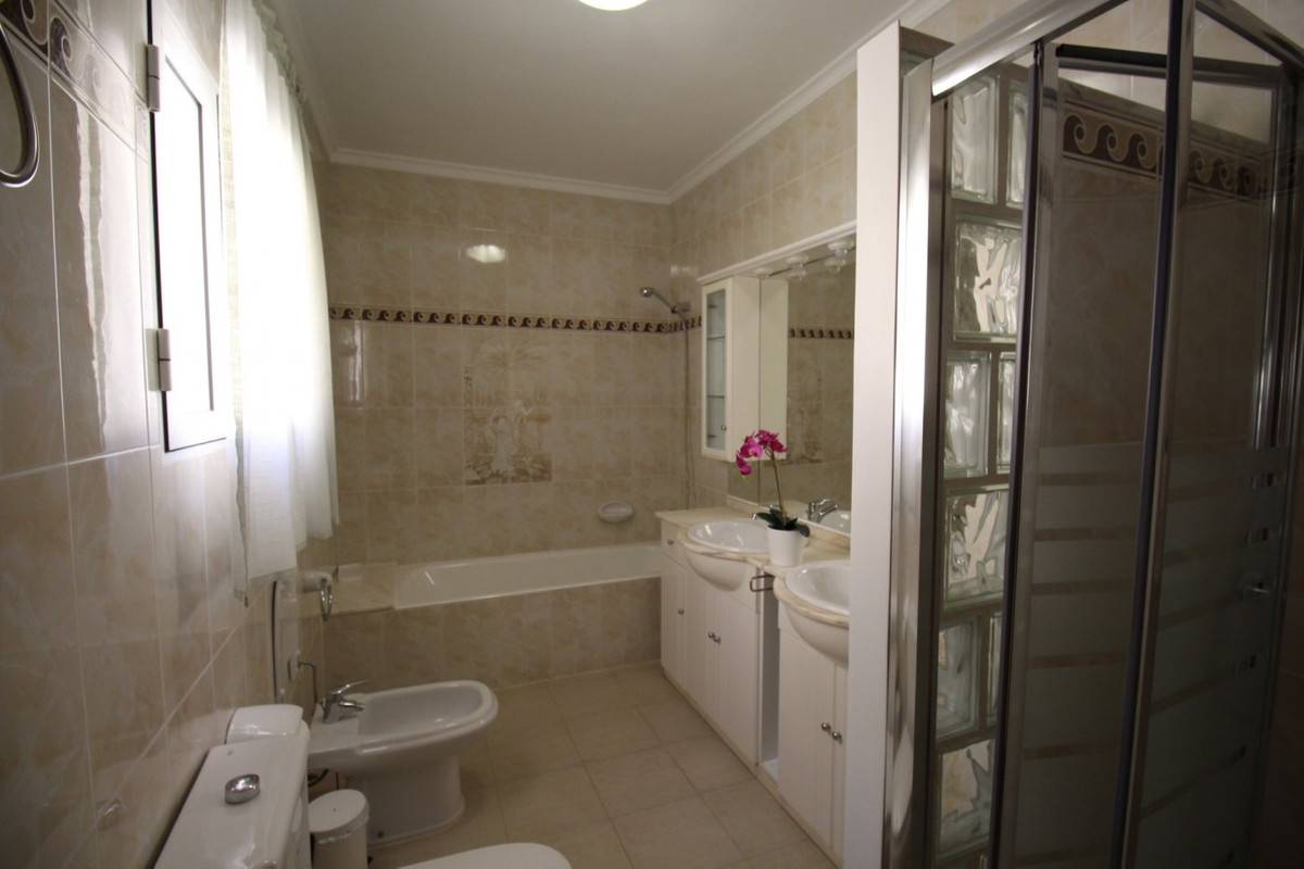 ShowFeedImage House – Bungalow in Calpe