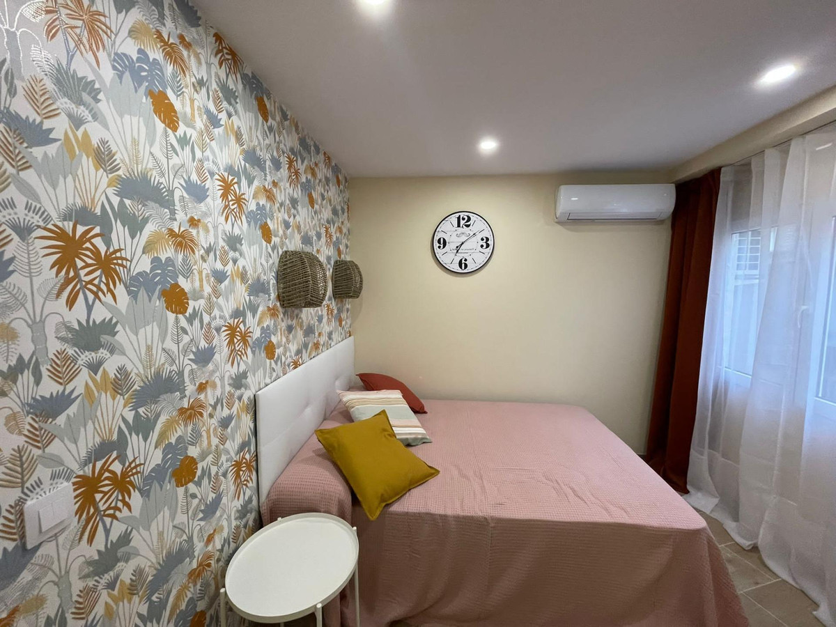 ShowFeedImage Apartment – Middle Floor Apartment in Alicante