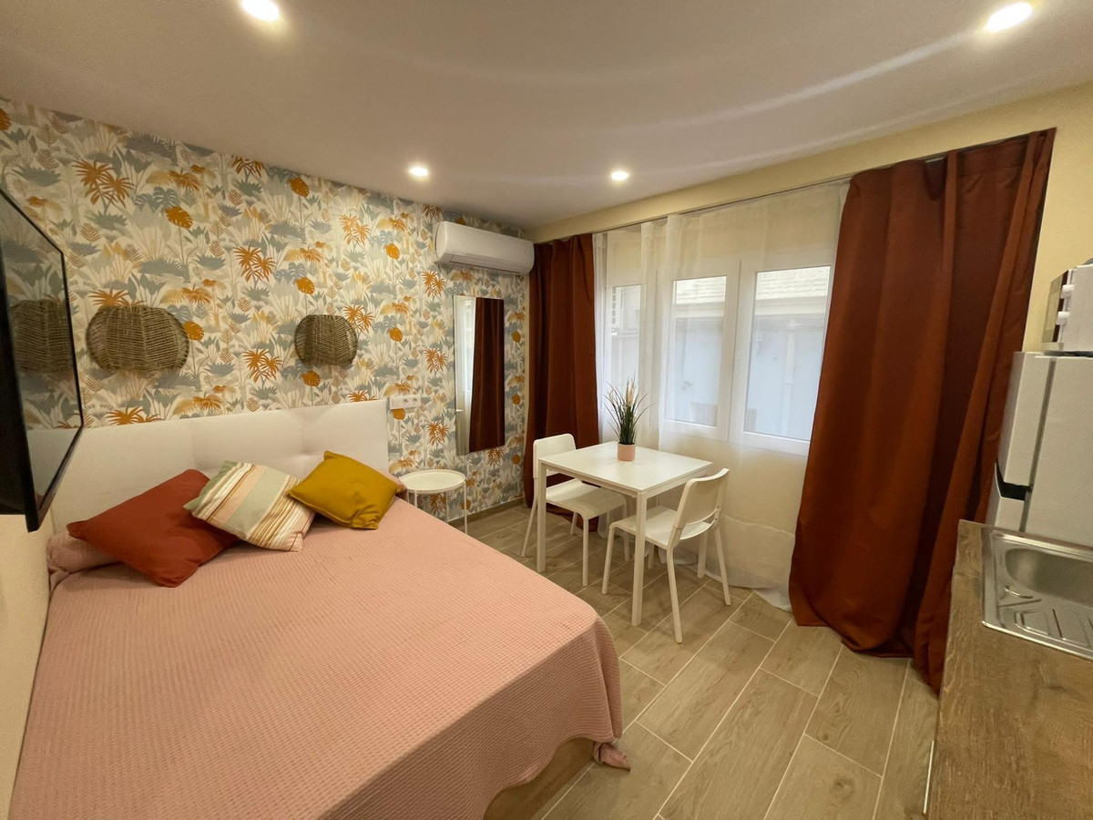 ShowFeedImage Apartment – Middle Floor Apartment in Alicante