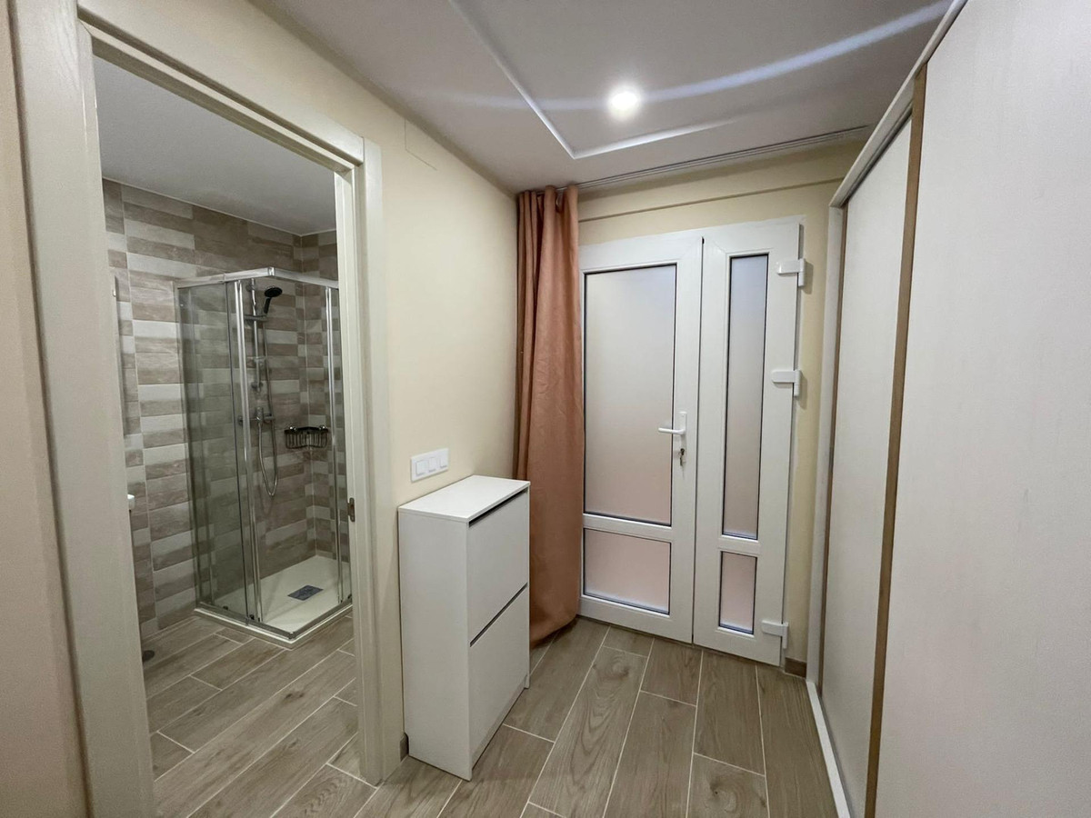 ShowFeedImage Apartment – Middle Floor Apartment in Alicante