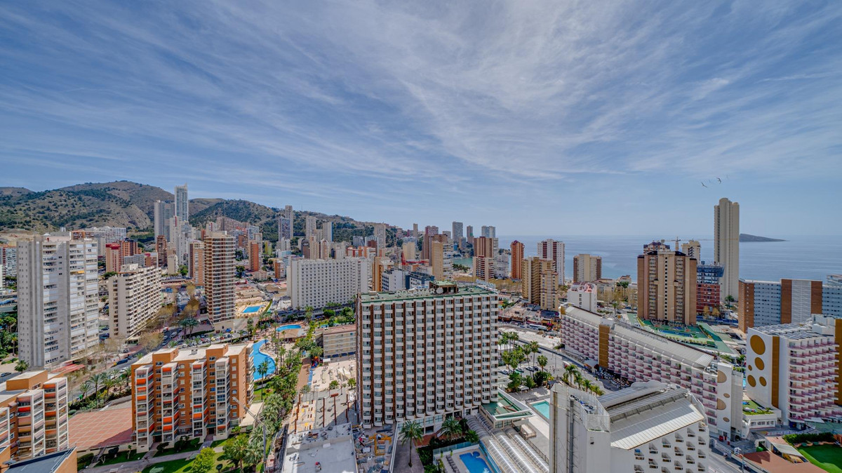 Apartment – Middle Floor Apartment in Benidorm