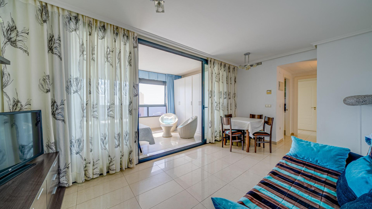 Apartment – Middle Floor Apartment in Benidorm