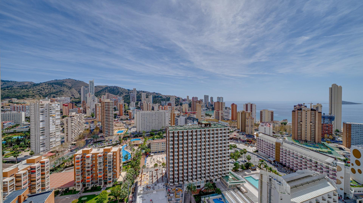 Apartment – Middle Floor Apartment in Benidorm