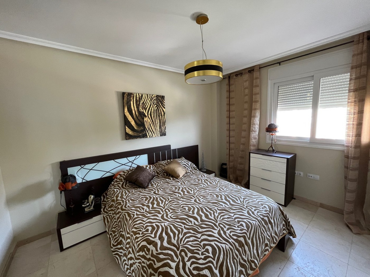 Apartment – Middle Floor Apartment in Altea