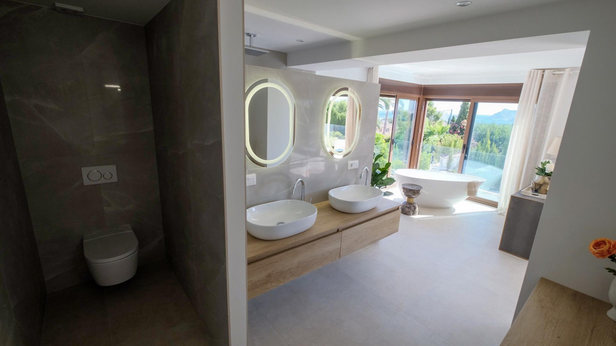 House – Bungalow in Altea