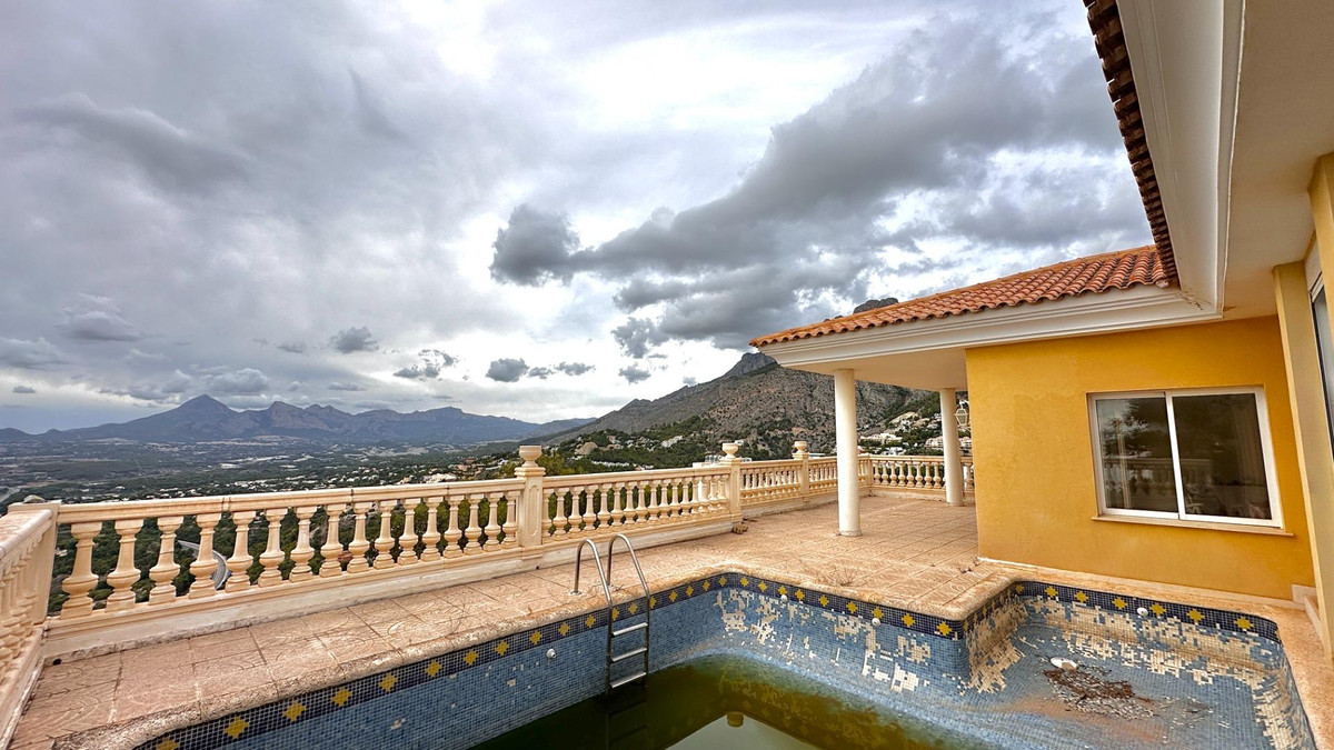 ShowFeedImage House – Bungalow in Altea